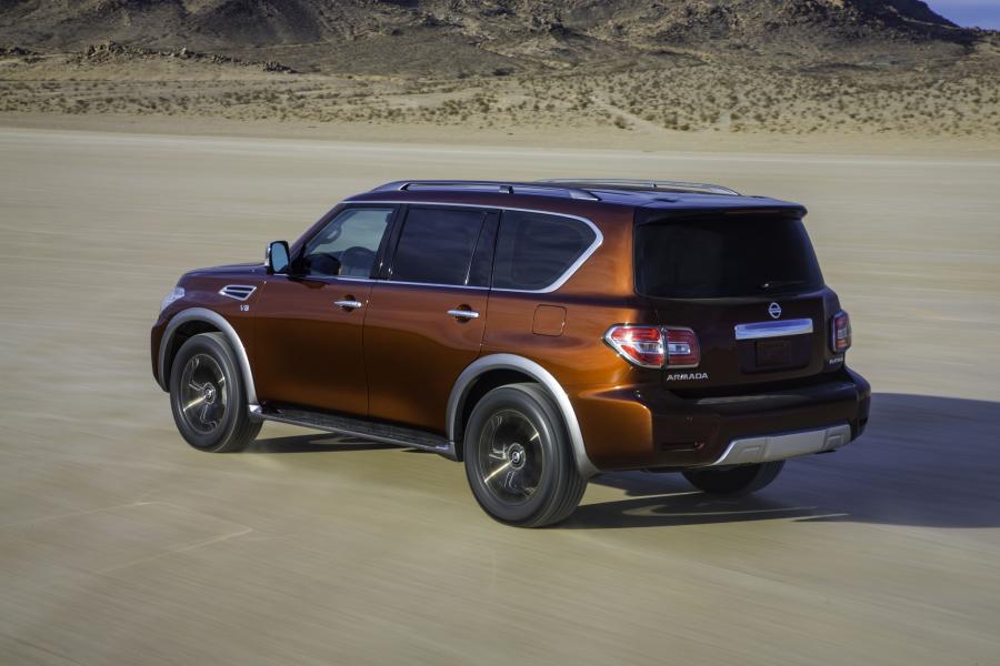  Nissan Armada 2016 года  (фото 22 из 40)